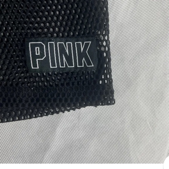 VS PINK FISHNET TOP🖤 - Picture 3 of 8